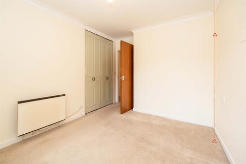 undefined, 28 Homegreen House, Wey Hill GU27