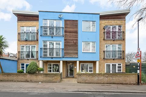 Lucas Street, London, SE8