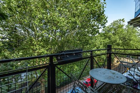 Apartment 3, 91 Alscot Road, London, SE1 3AH