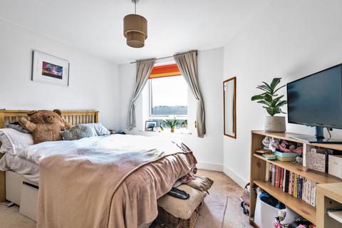 Apartment 3, 91 Alscot Road, London, SE1 3AH