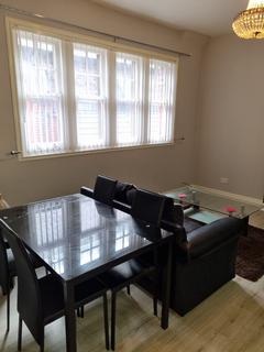 2 bedroom apartment to rent, Bradewell Street, Walton, L4
