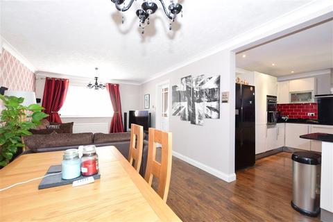 4 bedroom detached house for sale - Hadlow Drive, Palm Bay, Margate, Kent