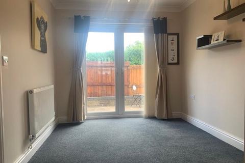 3 Penrhiw, Ystradgynlais, Swansea, SA9 1QQ