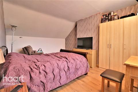 38 Princess Avenue, Stainforth, Doncaster, DN7 5RB