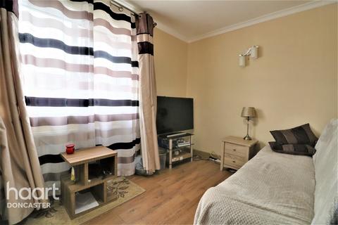 38 Princess Avenue, Stainforth, Doncaster, DN7 5RB
