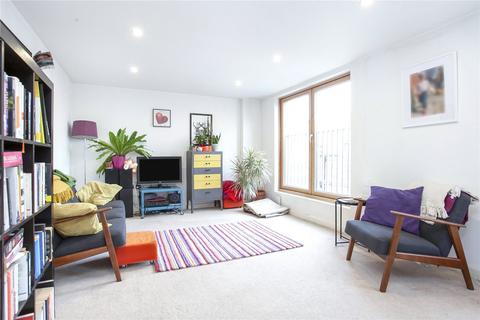 2 bedroom apartment to rent, Barretts Grove, Dalston, London, N16
