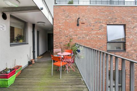 2 bedroom apartment to rent, Barretts Grove, Dalston, London, N16