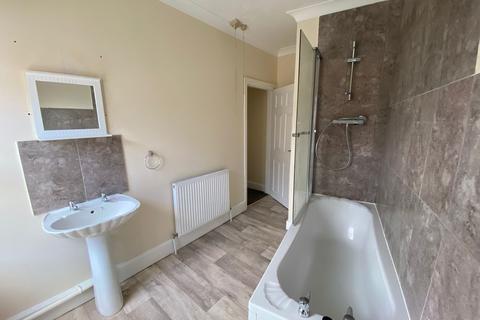 2 bedroom house to rent, Albion Street, Spalding