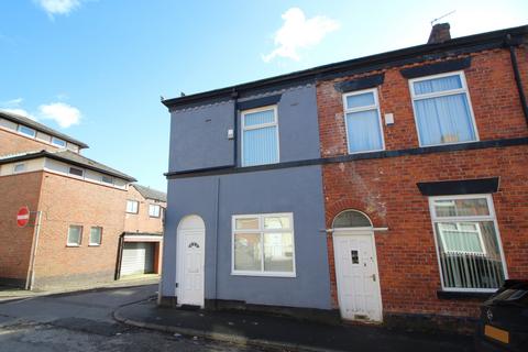 2 bedroom duplex to rent, Back Walmersley Road West, Bury, BL9