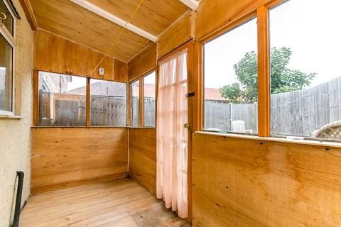 25 Wittersham Road, Bromley, BR1 4RH