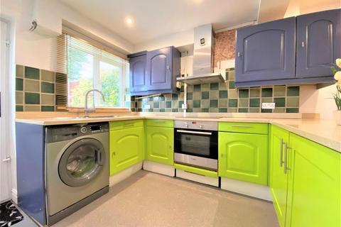 56 Oakdene Road, Uxbridge, UB10 0SG
