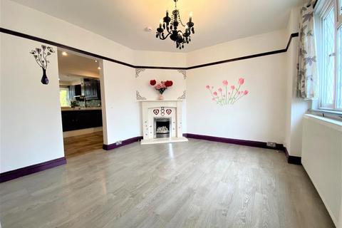 56 Oakdene Road, Uxbridge, UB10 0SG