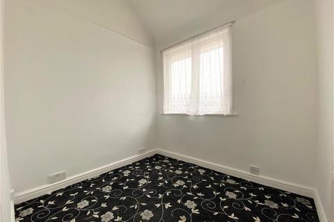 56 Oakdene Road, Uxbridge, UB10 0SG