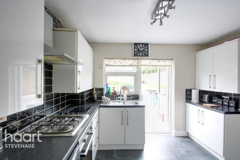 38 Upper Sean, Stevenage, SG2 9XW