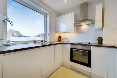 Flat 6a, 2 Artichoke Hill, London, E1W 2BA