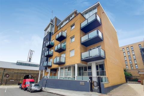 Flat 6a, 2 Artichoke Hill, London, E1W 2BA