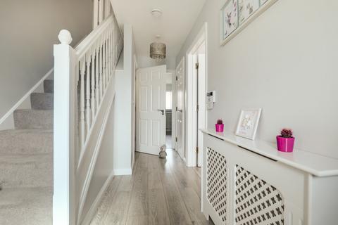 8 Chetney View, Iwade, Sittingbourne, ME9 8SU