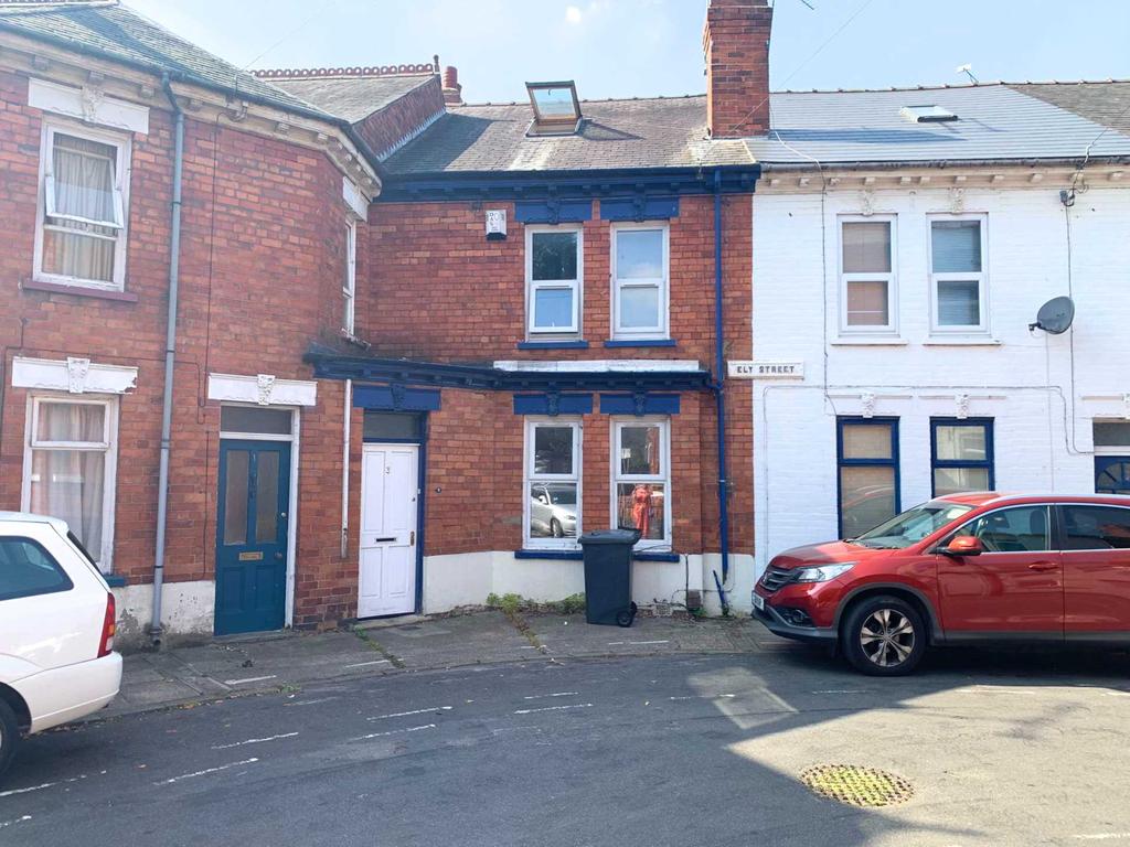 Ely Street, Lincoln 6 bed terraced house - £250,000