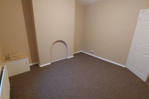 2 bedroom terraced house to rent, Victoria Street, Grantham, NG31