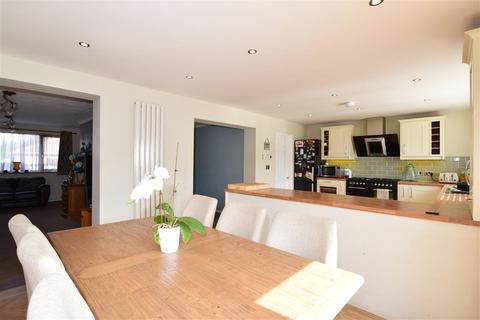67 Wilberforce Way, Gravesend, DA12 5DJ