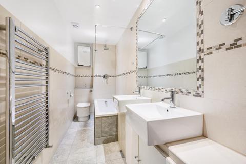 33a Spencer Road, London, W3 6DW