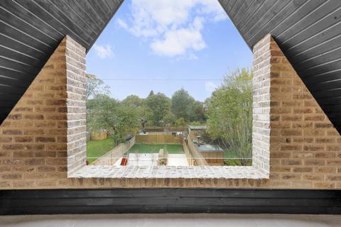 1 bedroom apartment for sale, Gordon Road, London, W5