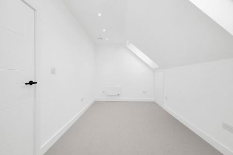 undefined, Gordon Road, Ealing Broadway, W5