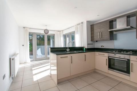 5 Cedar Gate, Ringwood, BH24 1WH