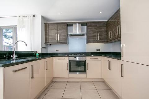 5 Cedar Gate, Ringwood, BH24 1WH