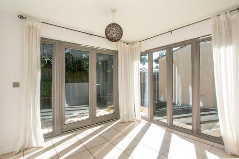 5 Cedar Gate, Ringwood, BH24 1WH