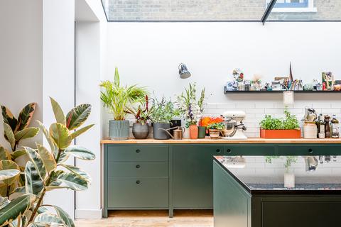 48 Daubeney Road, London, E5 0EF