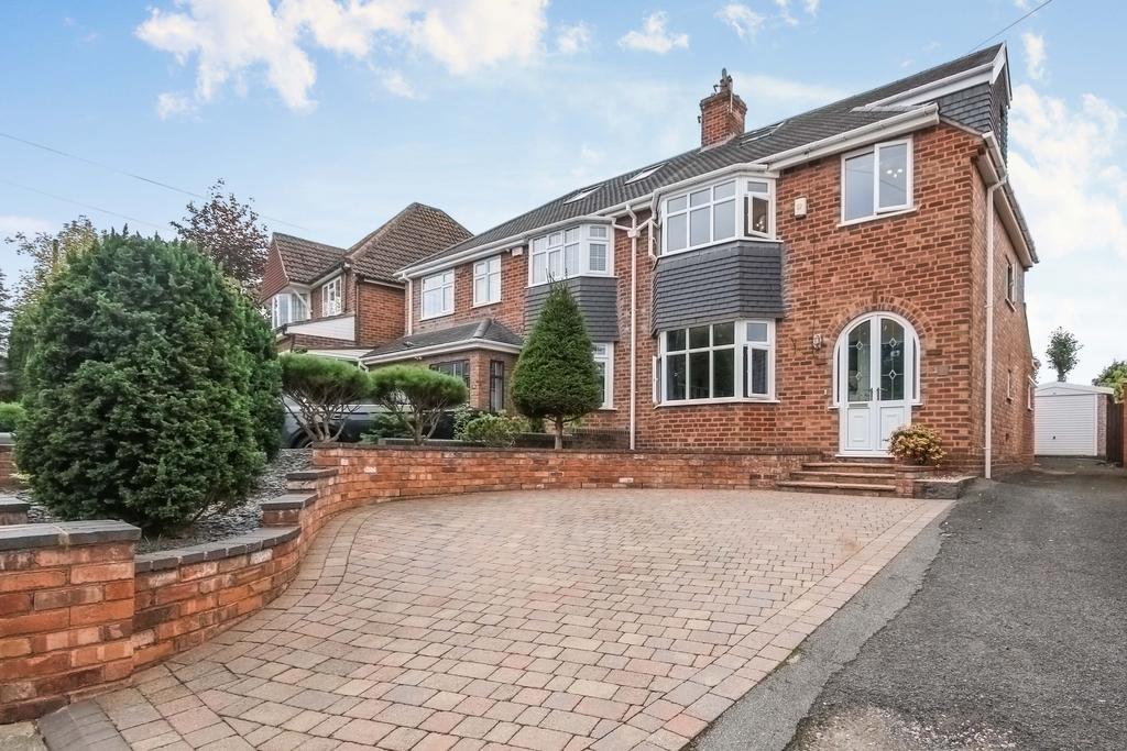 Lindrosa Road, Sutton Coldfield, West Midlands 4 bed house £395,000