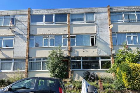 40 Fairlawn Park, London, SE26 5RY