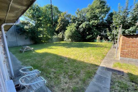 40 Fairlawn Park, London, SE26 5RY