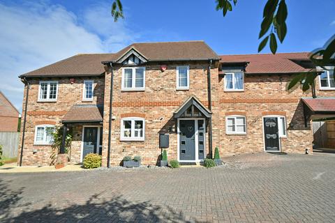 9 Jenner Close, Wanborough, Swindon, SN4 0FA