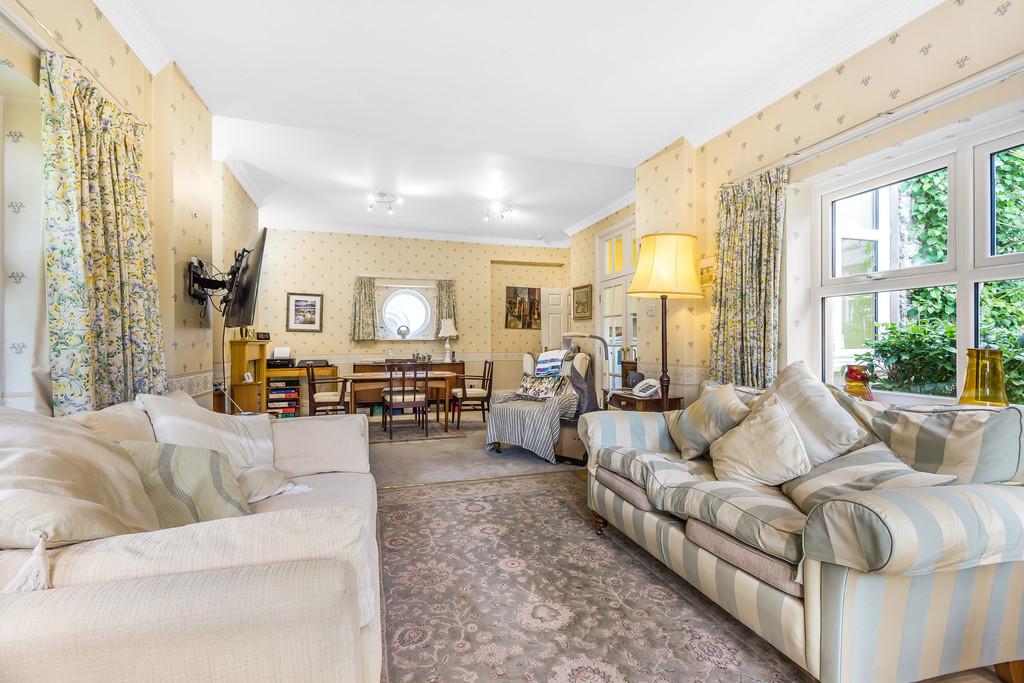 Living / Dining Room