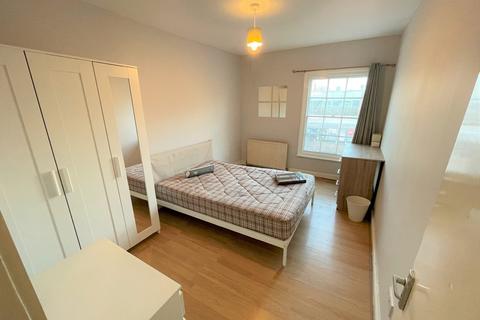 2 bedroom apartment to rent - Oxford Road, Reading