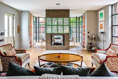 1 Fernshaw Close, London, SW10 0TA