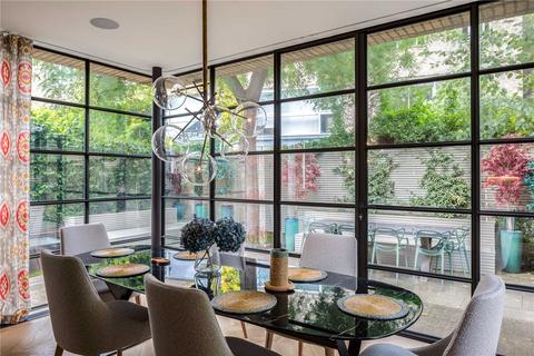 1 Fernshaw Close, London, SW10 0TA
