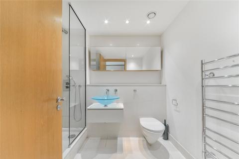 2 bedroom apartment to rent, No1 West India Quay, 26 Hertsmere Road, London, E14