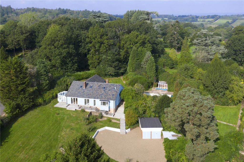 Smarts Hill, Penshurst, Kent, TN11 5 bed detached house £1,350,000