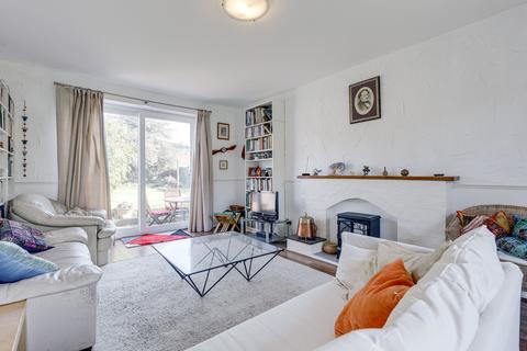 10 Arbury Hall Road, Shirley, Solihull, B90 4PY
