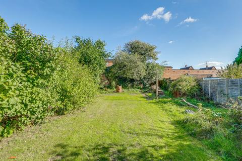 10 Arbury Hall Road, Shirley, Solihull, B90 4PY