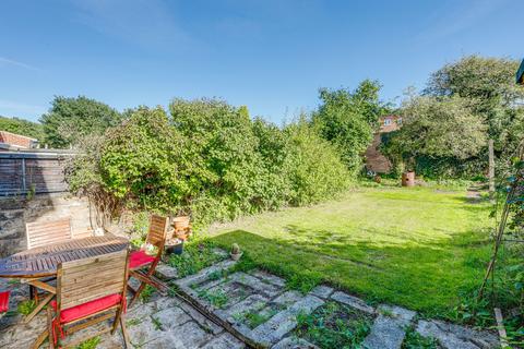 10 Arbury Hall Road, Shirley, Solihull, B90 4PY