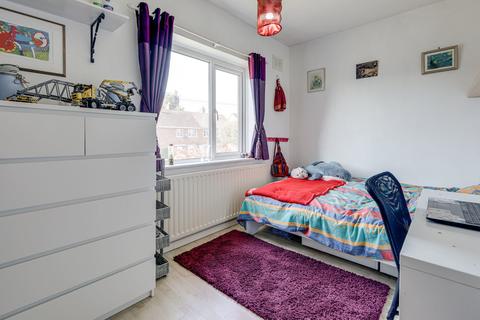 10 Arbury Hall Road, Shirley, Solihull, B90 4PY