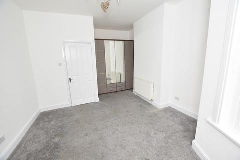 1 bedroom ground floor flat to rent, Flat 2, 41 Ramsgate Road