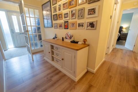 14 Sunnymere Drive, Darwen, BB3 1RH