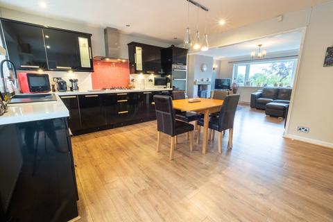 14 Sunnymere Drive, Darwen, BB3 1RH