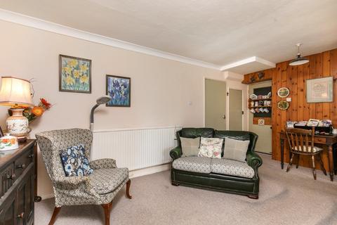 18 Goring Field, Winchester, SO22 5NH