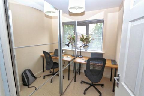 24 Mariners Way, Irlam, Manchester, M44 6GN
